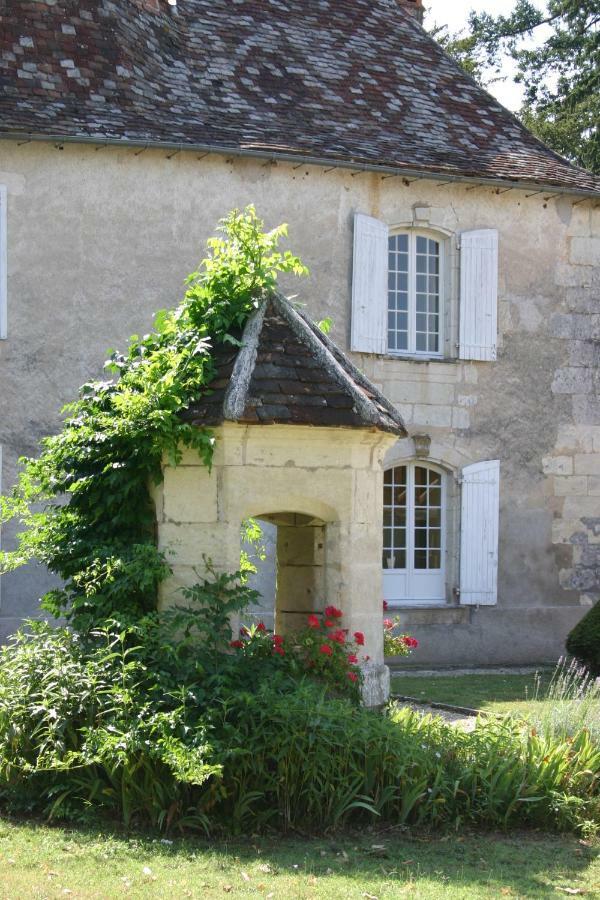 Chateau La Gentilhommiere Du Puits Notre-Dame 30 Rue De L'Eglise 24110 Saint Leon Sur L'Isle Zewnętrze zdjęcie